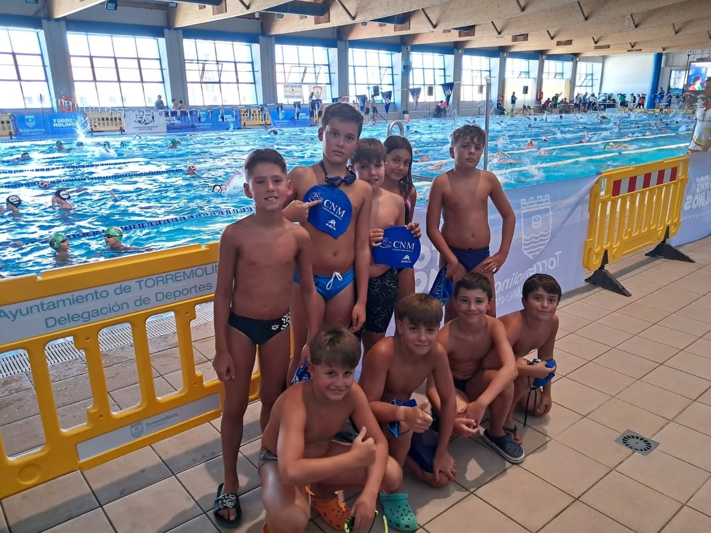 🏊🏽‍♀️🏊🏽‍♂️| Este fin de semana nuestro club ha estado presente en el XXXV Campeonato de Andalucía Benjamín, con la participación de 9 nadadores/as que lo han dado todo en la piscina 💪🏽.

Una experiencia única donde nuestros pequeños grandes deportistas han demostrado esfuerzo, compromiso y, sobre todo, ¡muchas ganas de seguir creciendo! 🔥

Queremos dar la enhorabuena👏🏼👏🏼 a nuestros 9 finalistas y al resto del equipo que participó en la Jornada Clasificatoria por el gran trabajo que han realizado a lo largo de toda la temporada.

📣¡¡¡ENHORABUENA!!!
