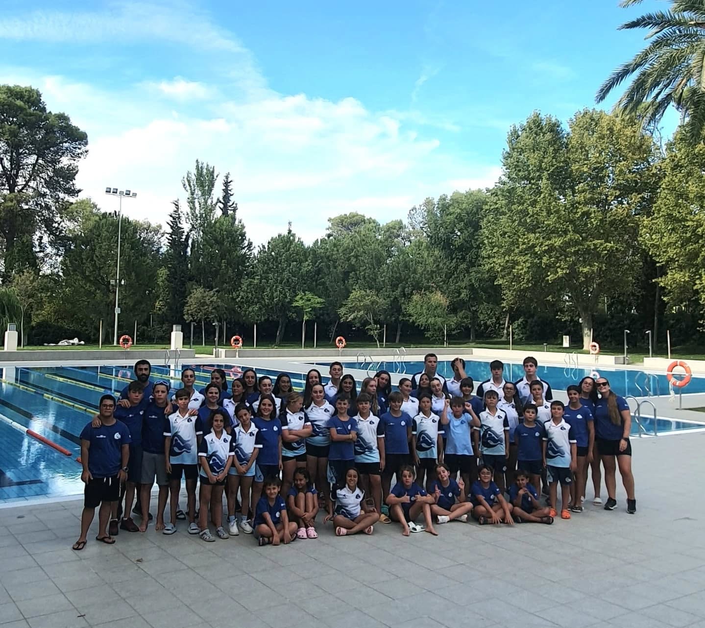 🏊🏽‍♂️🏊🏽‍♀️| Arrancamos la temporada 25/26 con nuestro Campus de natación.

Tres días de entrenamiento, aprendizaje y sobre todo de convivencia y diversión entre nuestros nadadores y nadadoras.

Queremos agradecer a @frutascarpiocordoba por la fruta para nuestras meriendas y a @cooplaunion por aportarnos el aceite para nuestros desayunos.

Además agradecer al @smdmontilla
Y al @ayto_montilla por cedernos las instalaciones y apoyarnos siempre.

📣¡¡¡Empezamos!!!🏊🏽‍♀️🏊🏽‍♂️💪🏽