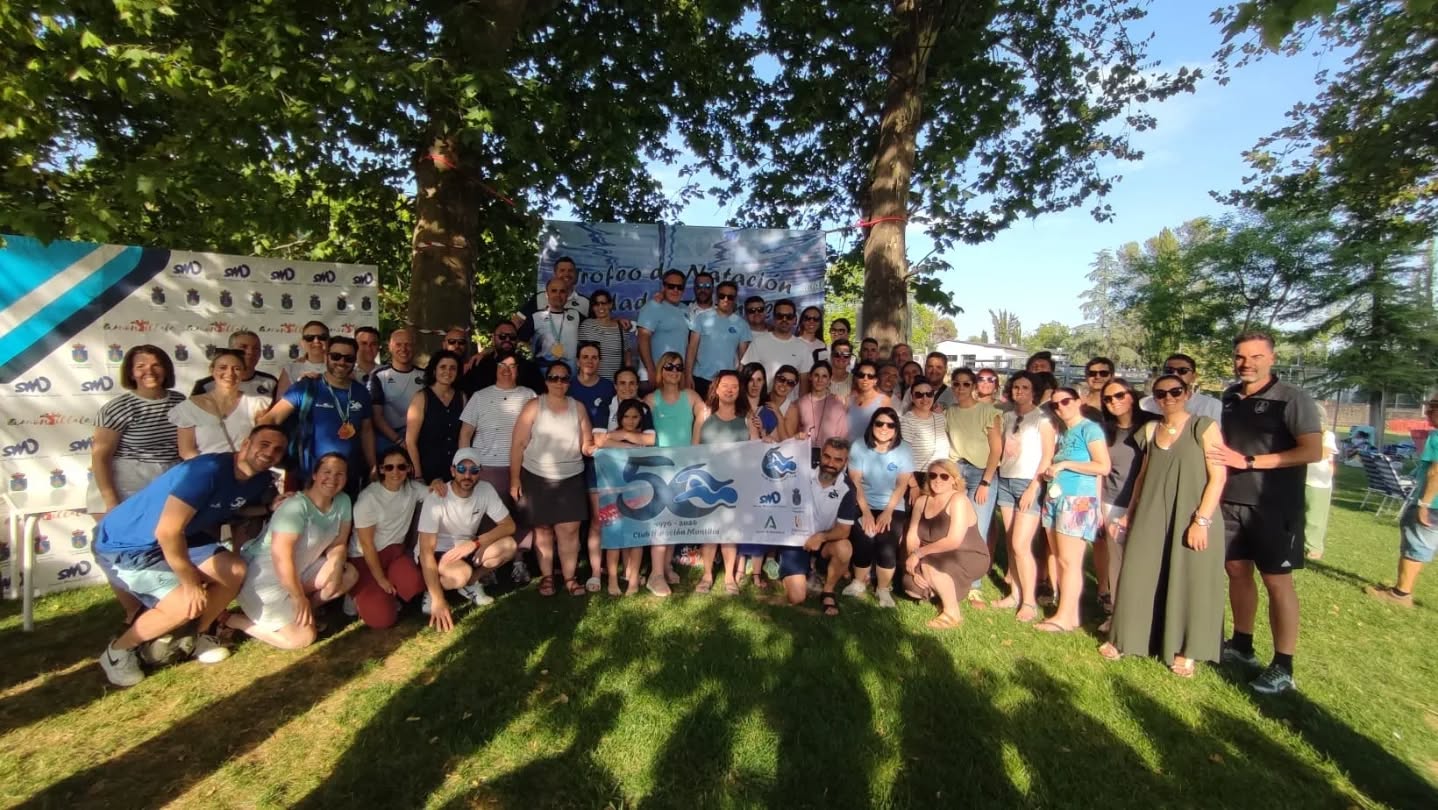 🏊‍♀️🏊‍♂️ | El XXXV Trofeo Ciudad de Montilla "Pepe Castro" volvió a convertir nuestra ciudad en un referente de la natación andaluza, reuniendo a 210 nadadores de 11 clubes en una intensa jornada de competición.

Nuestro Club firmó una actuación sobresaliente, proclamándose 🥈 subcampeón del trofeo con 2.038 puntos, solo por detrás del C.N. Axarquía y por delante del C.D.N. Córdoba.

Además, nuestros deportistas consiguieron un total de 72 medallas, repartidas en 🥇 32 oros, 🥈 21 platas y 🥉 19 bronces, demostrando una vez más el gran nivel competitivo y el excelente trabajo realizado durante toda la temporada.

Queremos dar las gracias a todos los que han hecho posible una nueva edición de nuestro trofeo, que sigue creciendo año tras año.